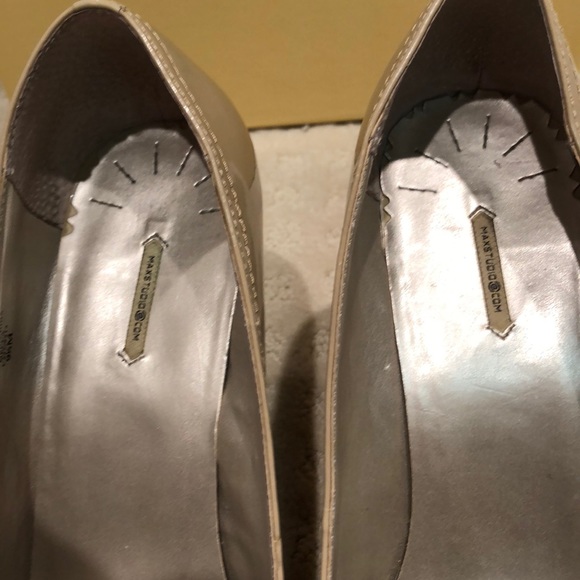 Max Studio cream patent wedge - Picture 3 of 8